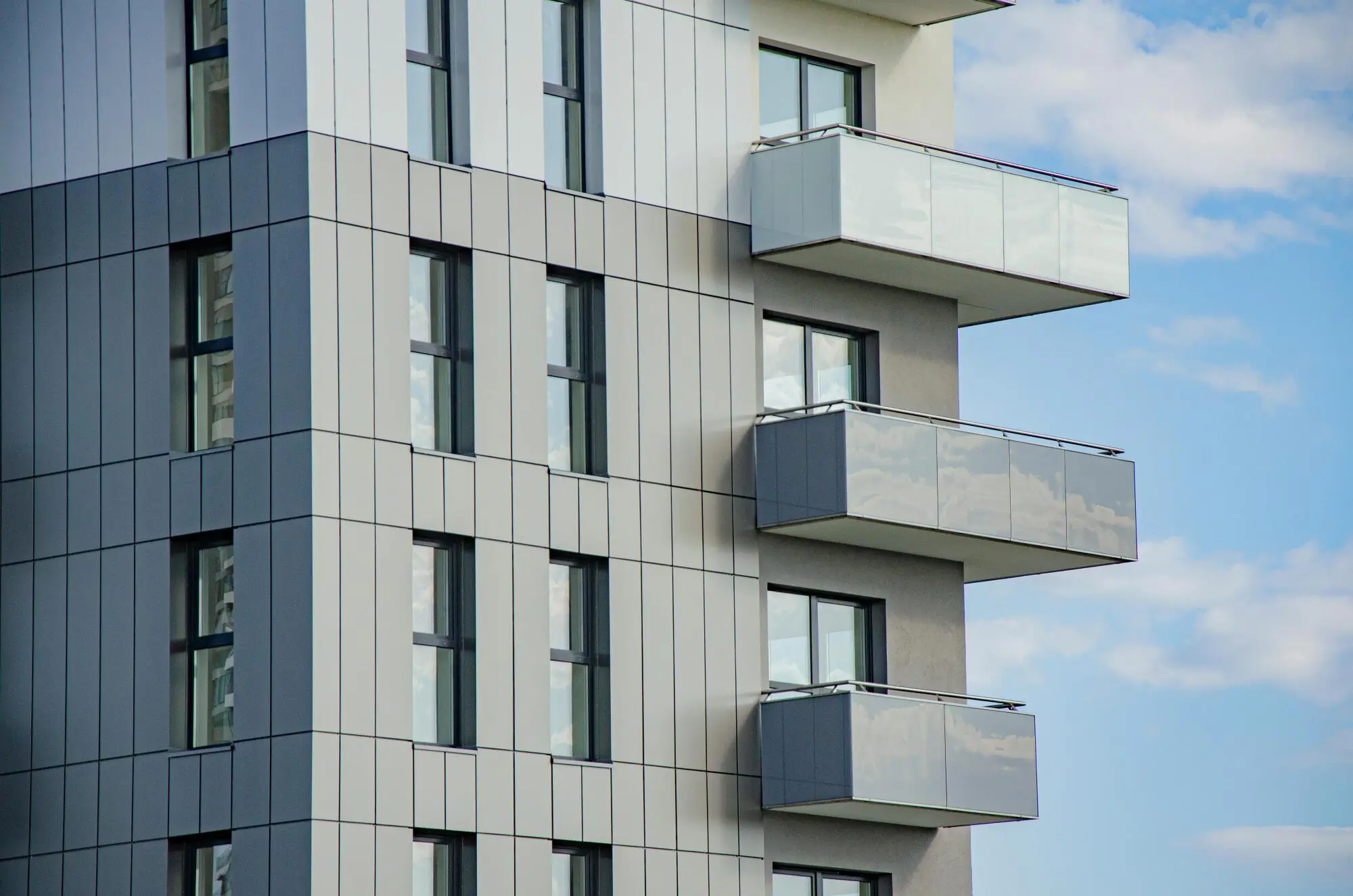 What Do Landlords in Orange Beach, AL, Need to Know About Security Deposits?